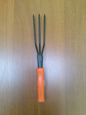 Вилка посадочная 3-х зубая Дачник